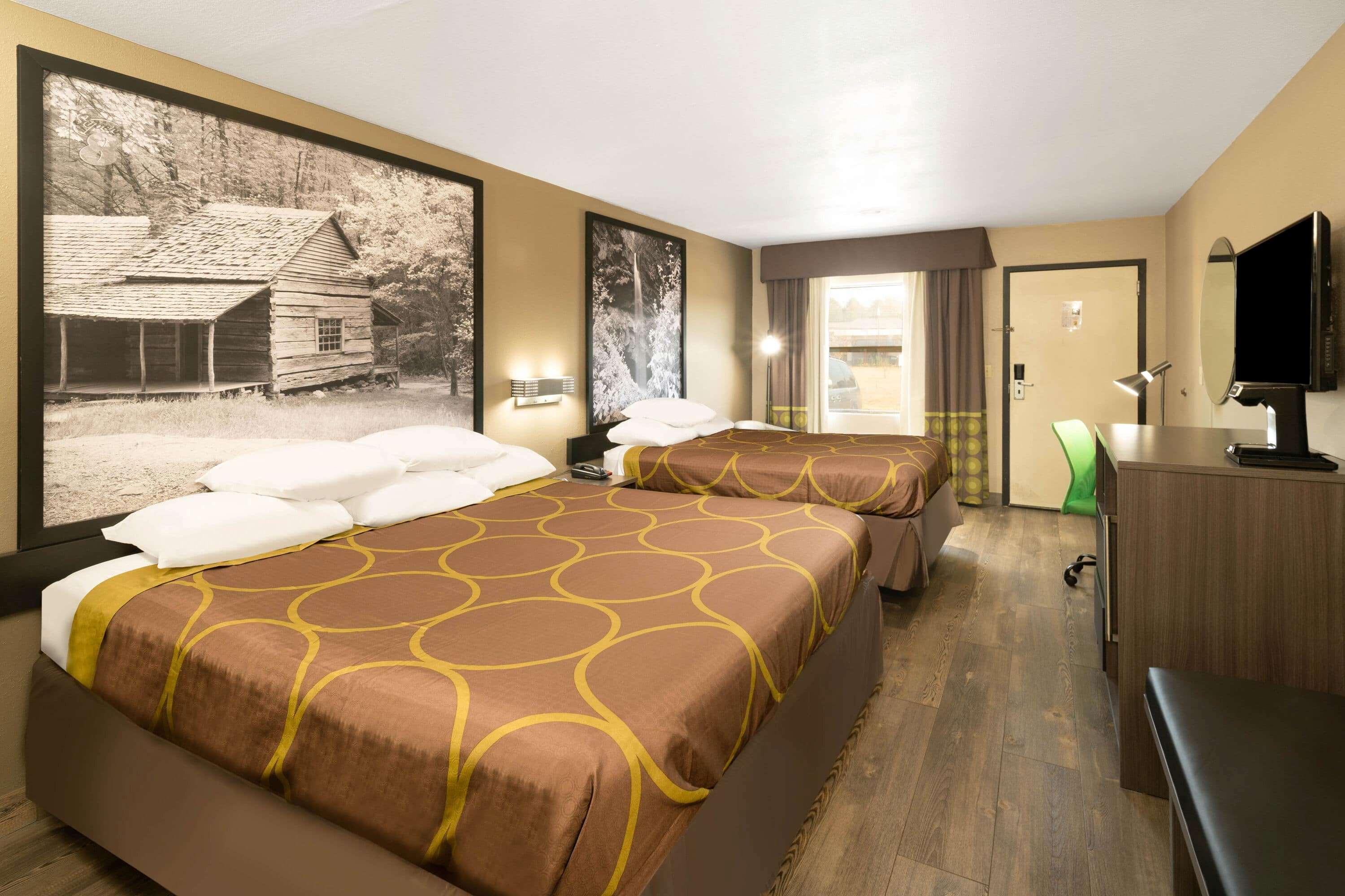 Super 8 By Wyndham Motel